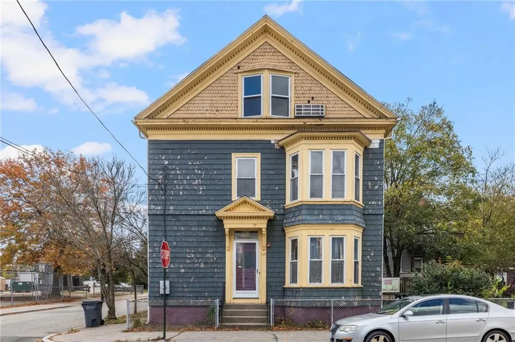 109 Somerset Street Providence RI 02907