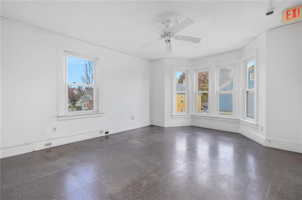 109 Somerset Street Providence RI 02907