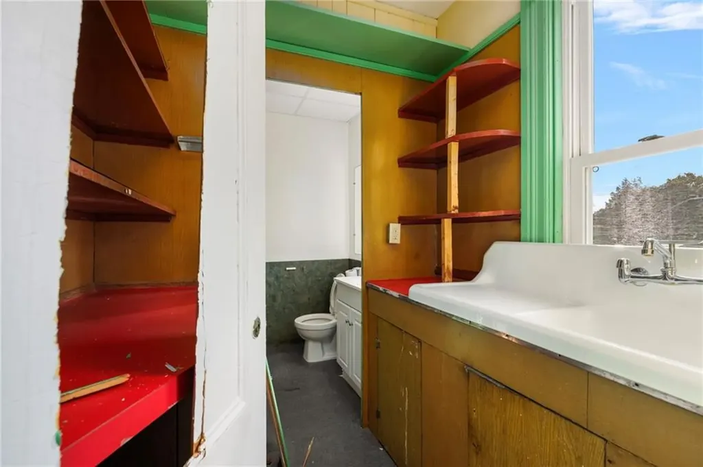 109 Somerset Street Providence RI 02907