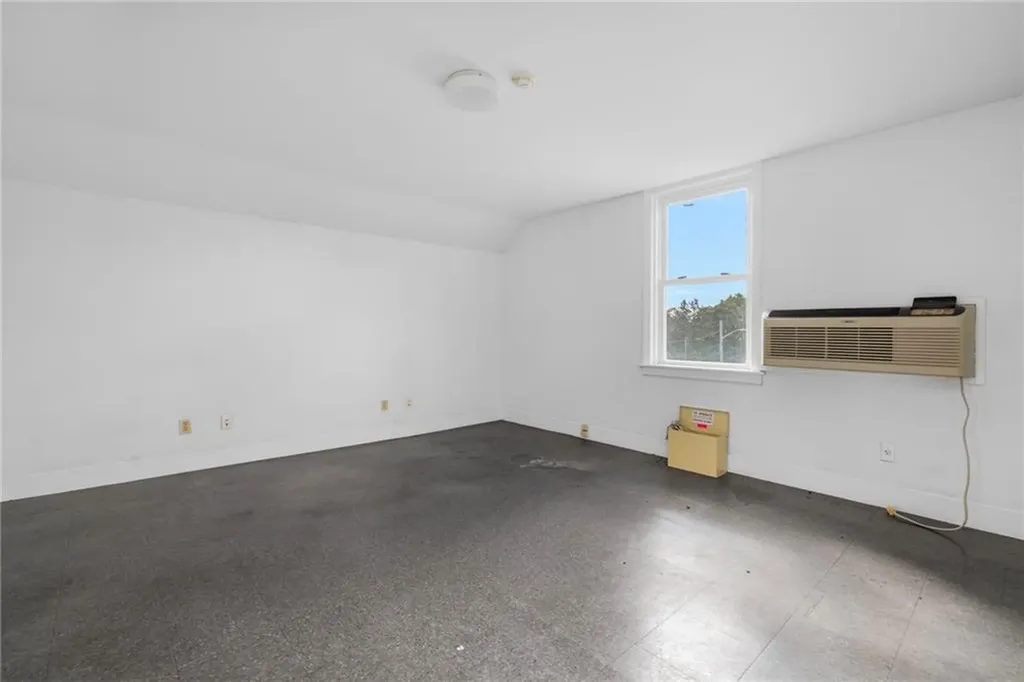 109 Somerset Street Providence RI 02907