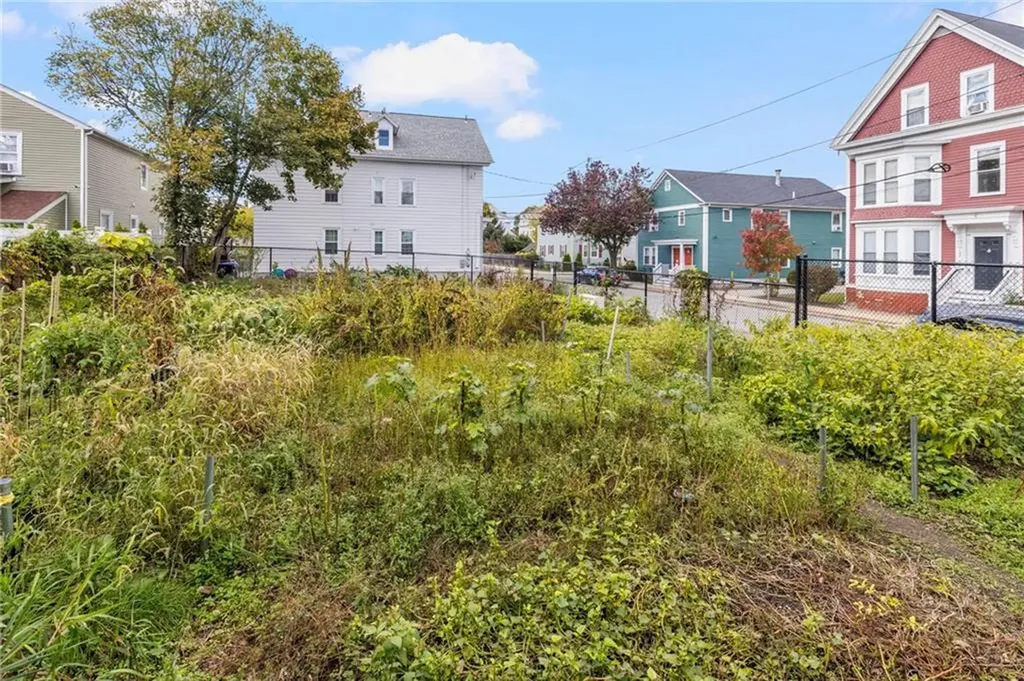 109 Somerset Street Providence RI 02907