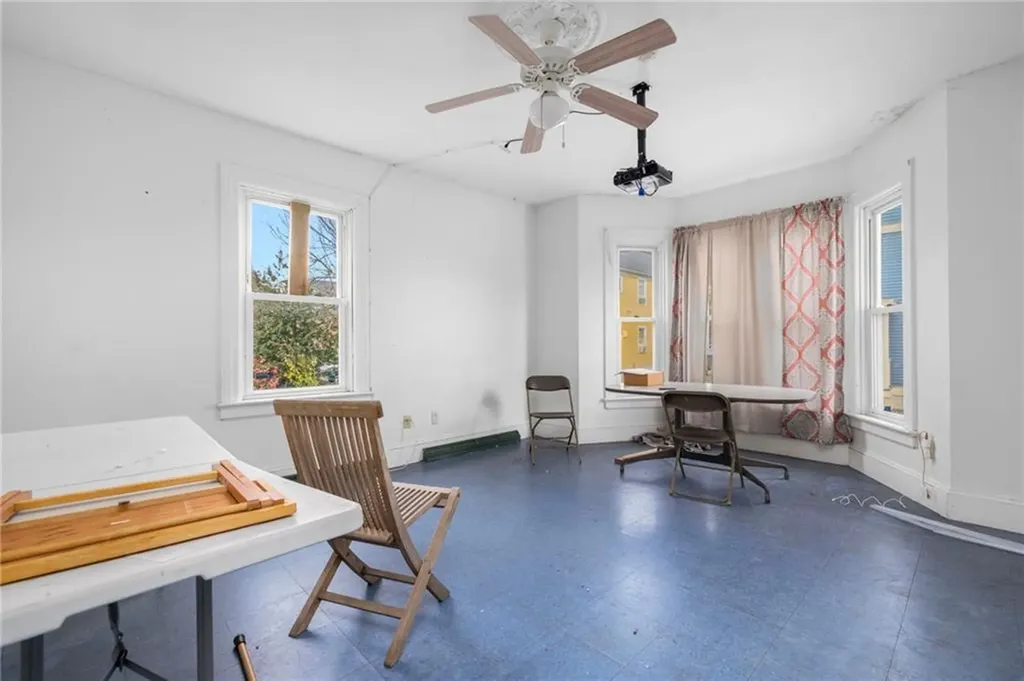 109 Somerset Street Providence RI 02907