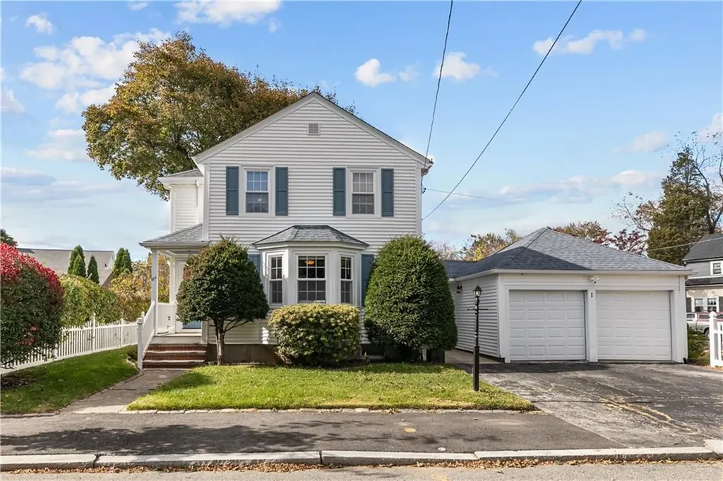 1 Fales Street East Providence RI 02915