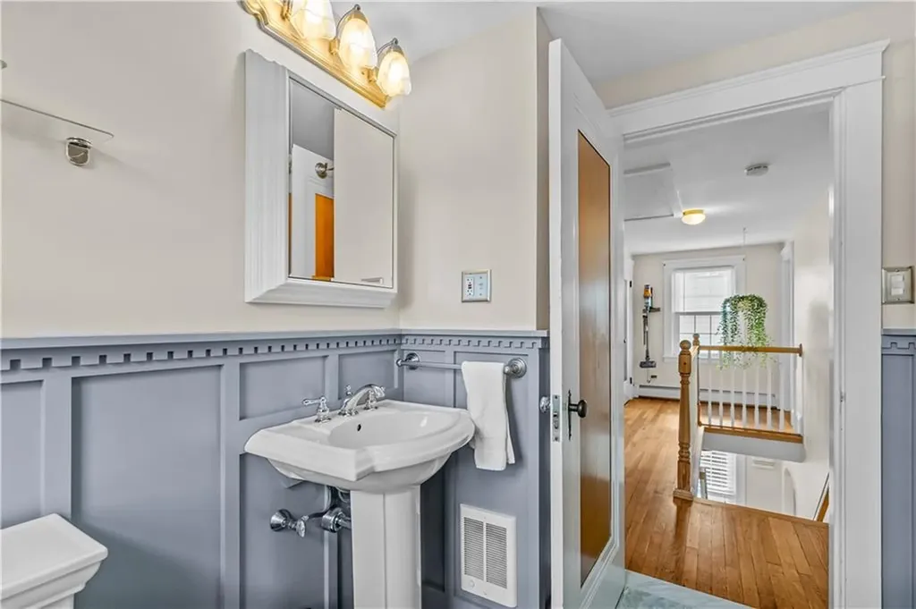 1 Fales Street East Providence RI 02915