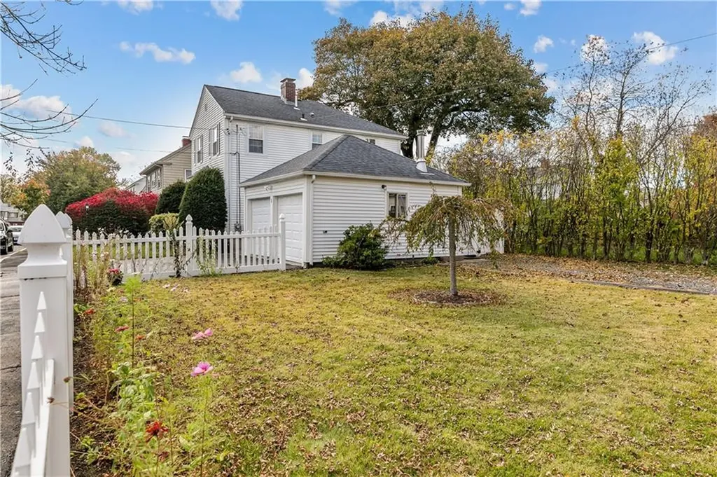 1 Fales Street East Providence RI 02915