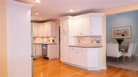 65 Huguenot Drive East Greenwich RI 02818