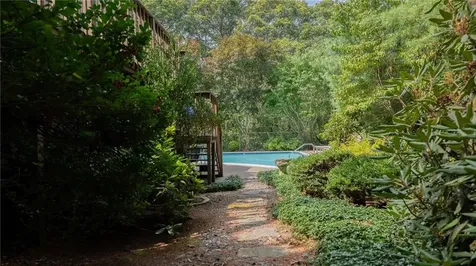 65 Huguenot Drive East Greenwich RI 02818