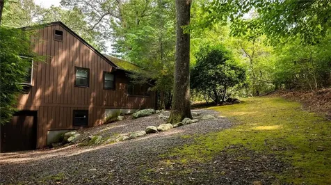 65 Huguenot Drive East Greenwich RI 02818