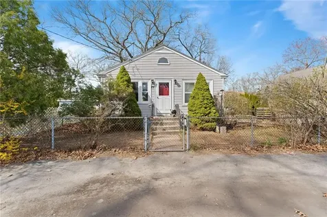 75 Northup Street Warwick RI 02889