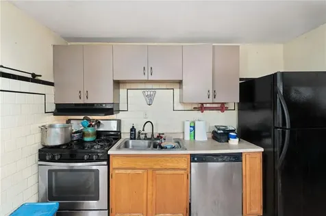 75 Northup Street Warwick RI 02889