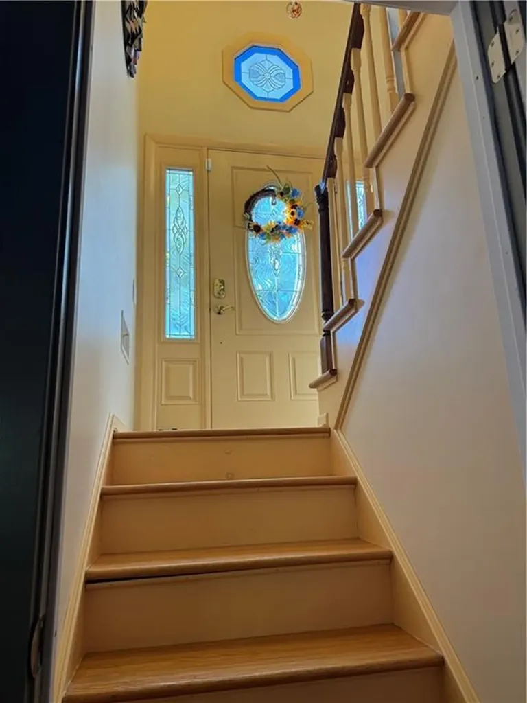 2 Jambray Avenue Warwick RI 02886