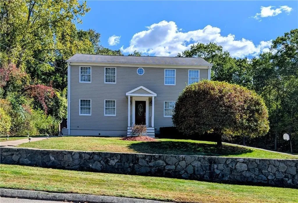 14 Hilton Drive Johnston RI 02919