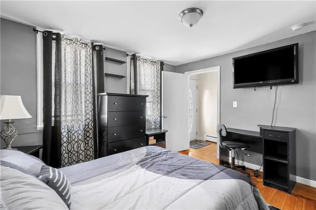 7 Snell Court West Warwick RI 02893