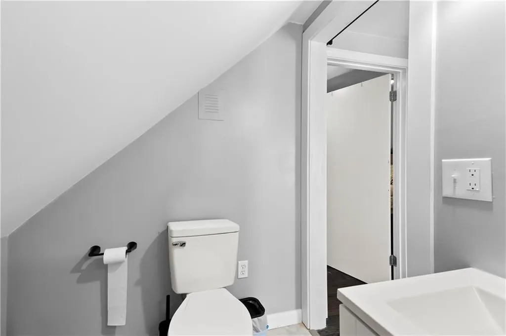 7 Snell Court West Warwick RI 02893