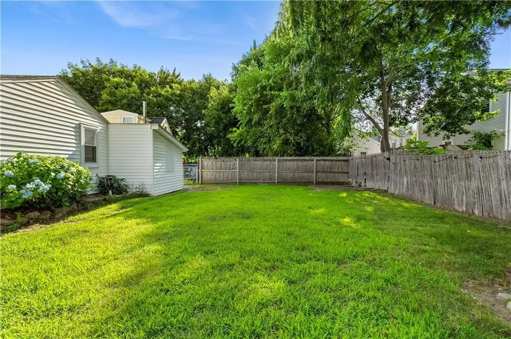 7 Snell Court West Warwick RI 02893