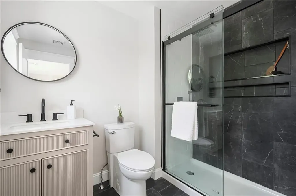 5 Braeburn Circle Cranston RI 02921