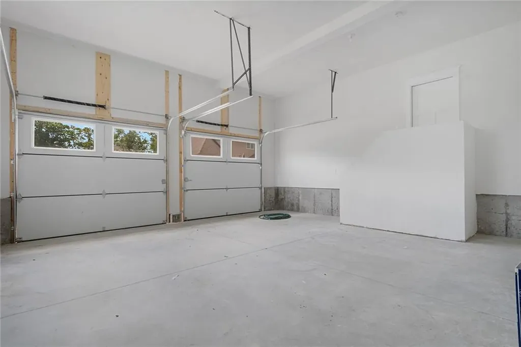 5 Braeburn Circle Cranston RI 02921