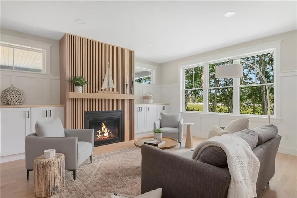 5 Braeburn Circle Cranston RI 02921