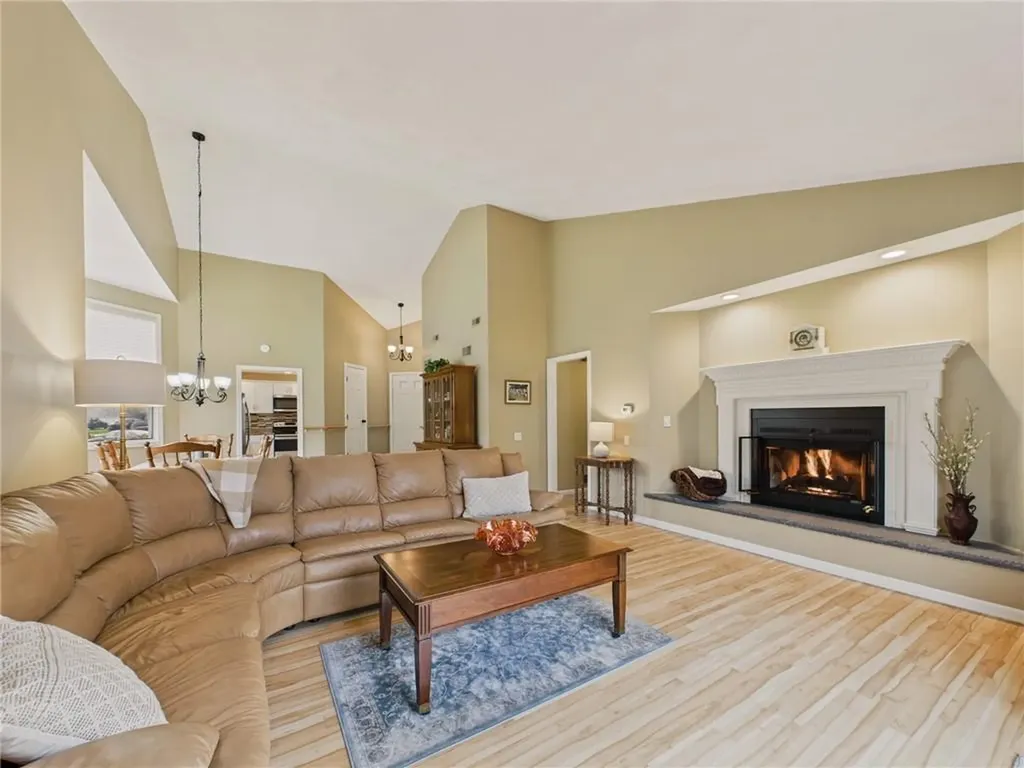 96 Nipmuc Trail North Providence RI 02904