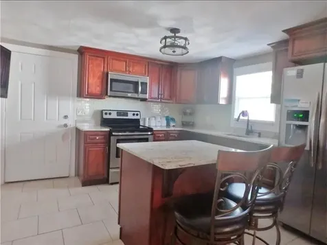 81 Allen Avenue Cranston RI 02910