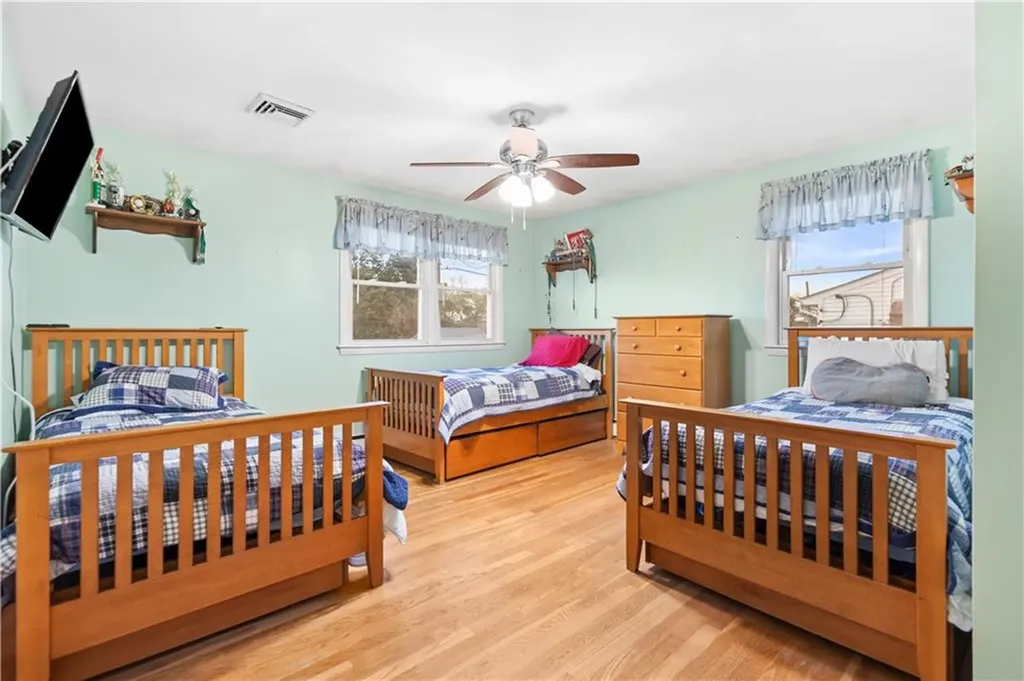 25 Loomis Street Cranston RI 02920