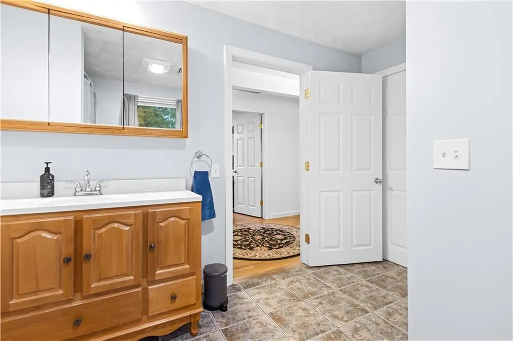 25 Loomis Street Cranston RI 02920