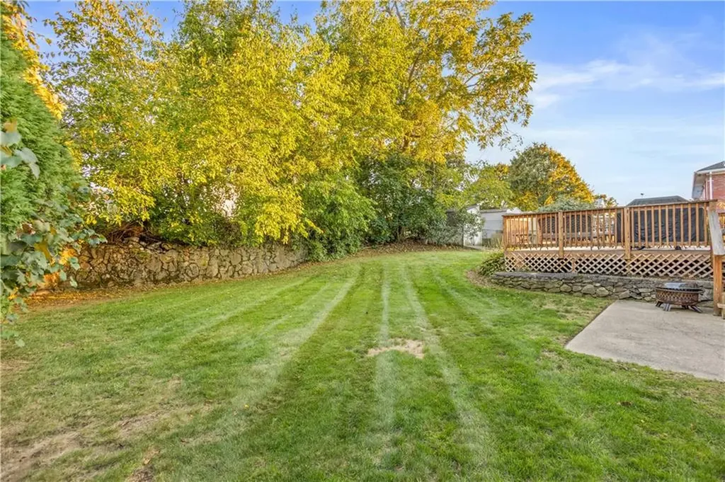 25 Loomis Street Cranston RI 02920