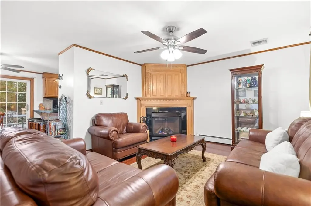 25 Loomis Street Cranston RI 02920