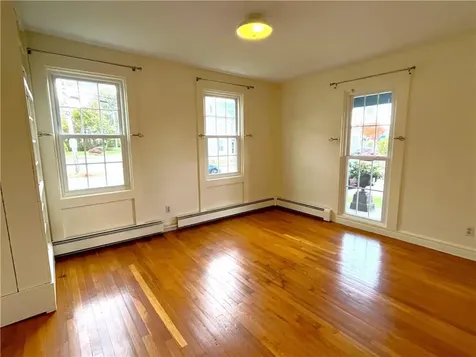 44 Phillips Street North Kingstown RI 02852