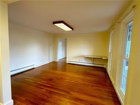 44 Phillips Street North Kingstown RI 02852