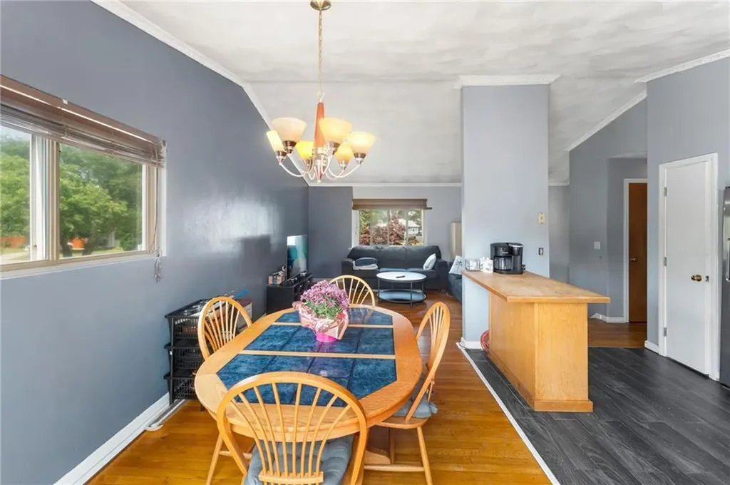 34 Pequot Avenue Warwick RI 02889