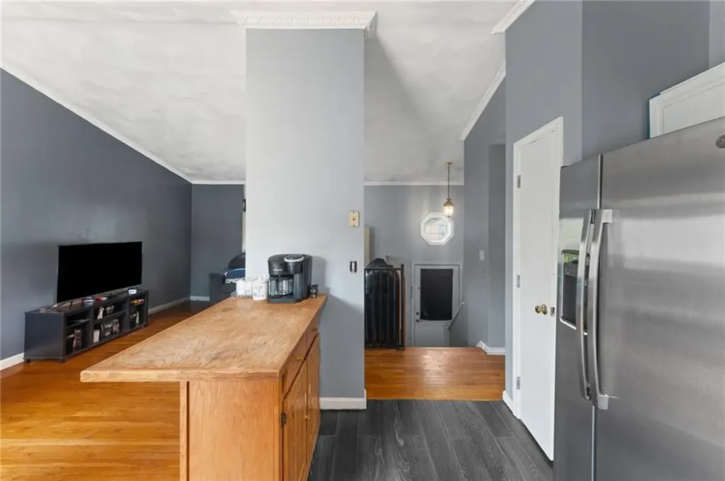 34 Pequot Avenue Warwick RI 02889