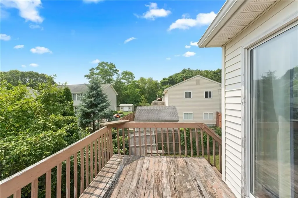 34 Pequot Avenue Warwick RI 02889