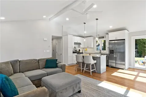 47 Wayland Trail Narragansett RI 02882