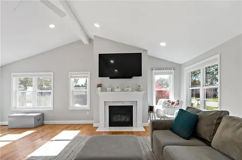 47 Wayland Trail Narragansett RI 02882