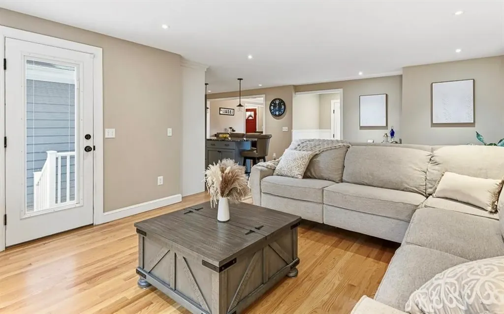 27 Christine Drive Barrington RI 02806