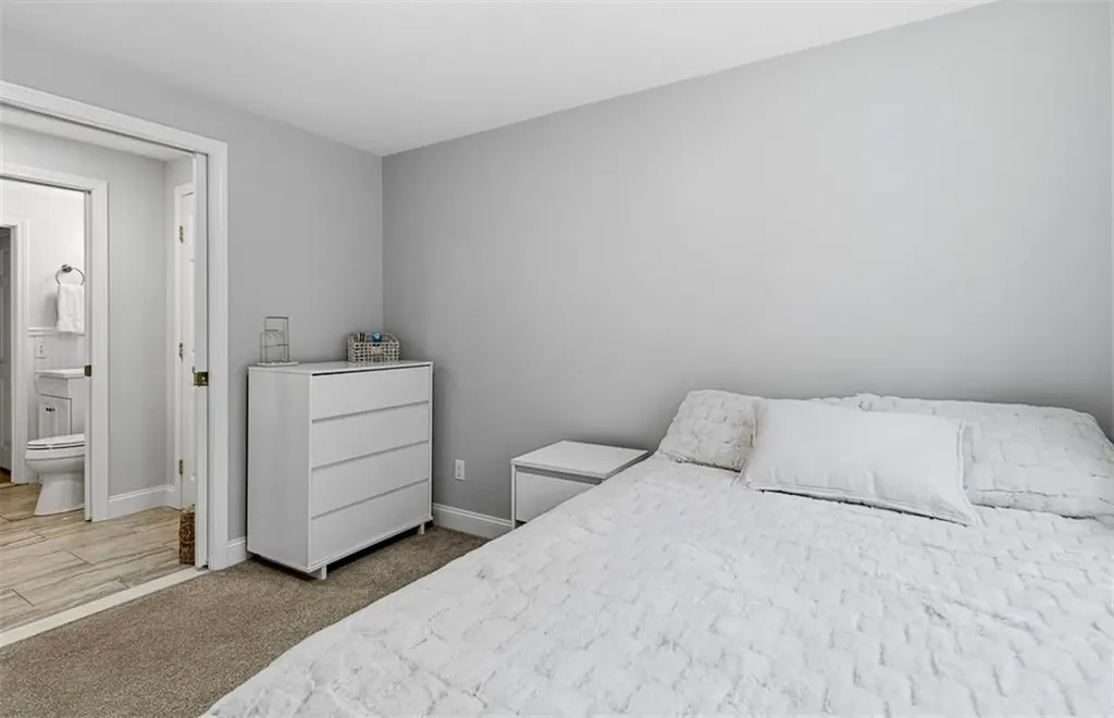 27 Christine Drive Barrington RI 02806