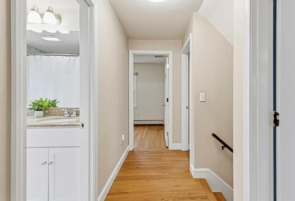 27 Christine Drive Barrington RI 02806