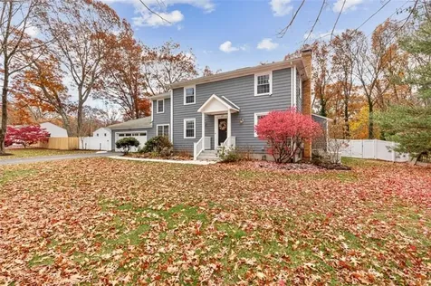 27 Christine Drive Barrington RI 02806