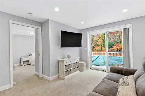 27 Christine Drive Barrington RI 02806