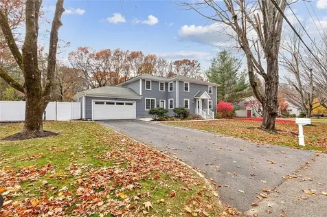 27 Christine Drive Barrington RI 02806