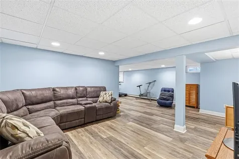 27 Christine Drive Barrington RI 02806