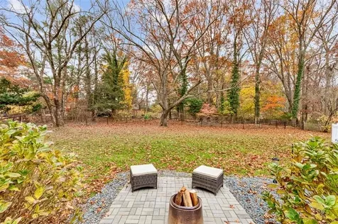 27 Christine Drive Barrington RI 02806