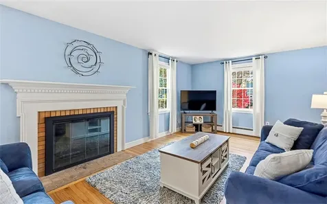 27 Christine Drive Barrington RI 02806