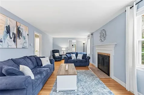 27 Christine Drive Barrington RI 02806