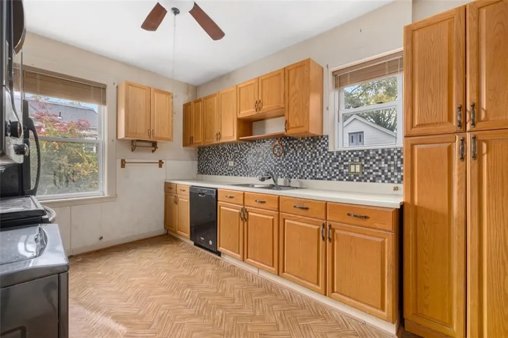 184 Pleasant Street Providence RI 02906