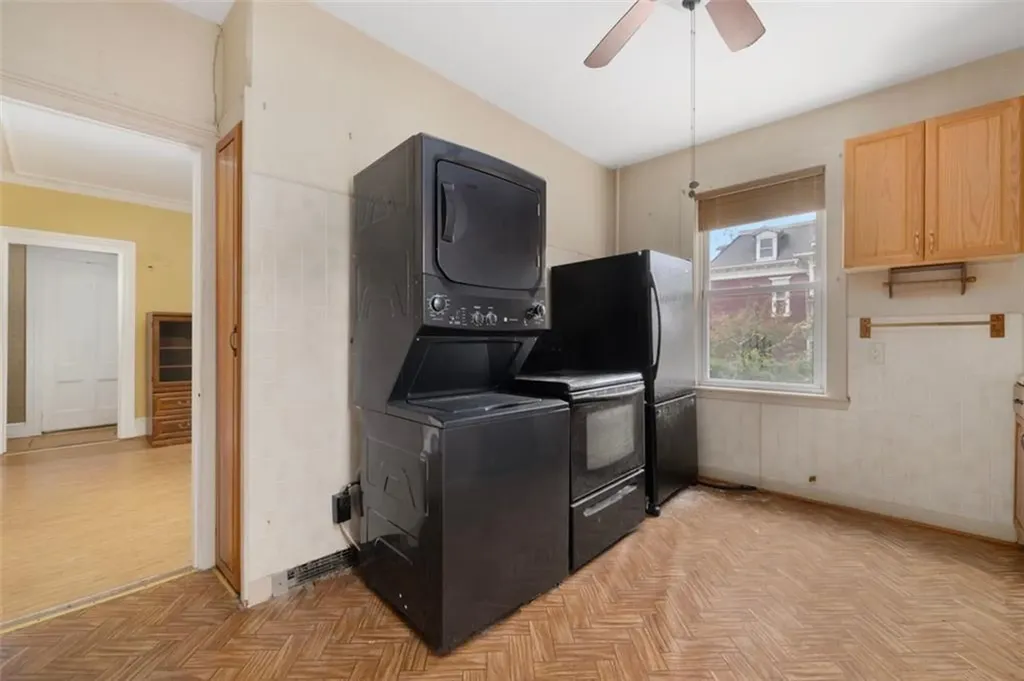 184 Pleasant Street Providence RI 02906