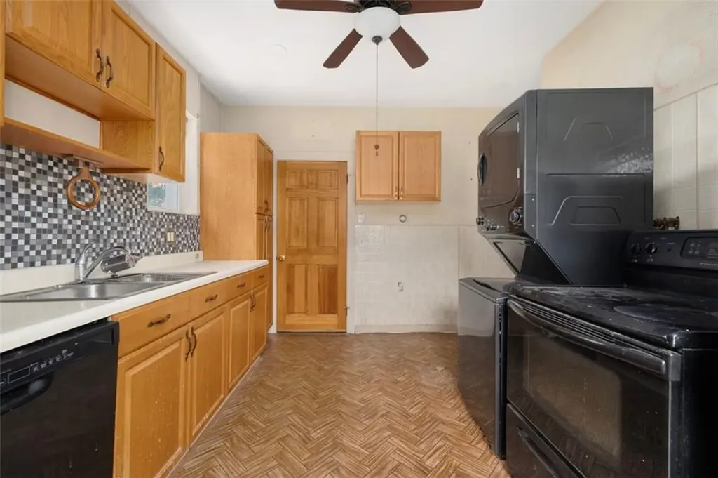 184 Pleasant Street Providence RI 02906
