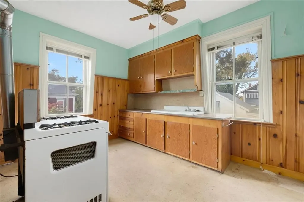 184 Pleasant Street Providence RI 02906