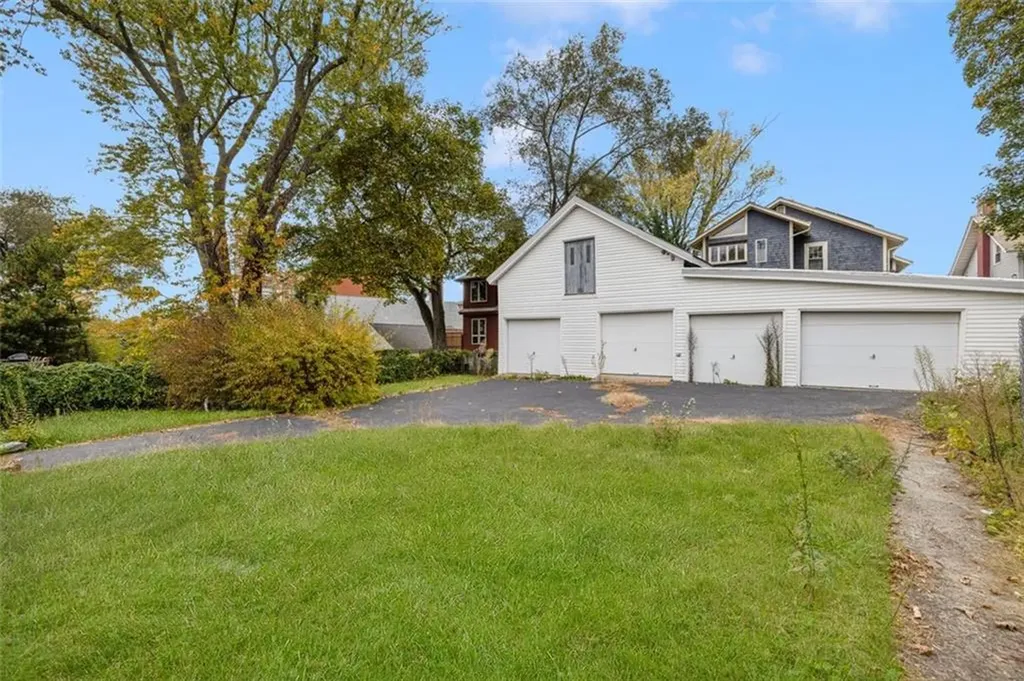 184 Pleasant Street Providence RI 02906